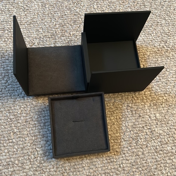 EMPTY David Yurman Necklace Box, Bag, Pouch, Ribbon, Folio. Like New, Great Deal - Picture 5 of 15